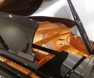 Grand piano heat protection mat